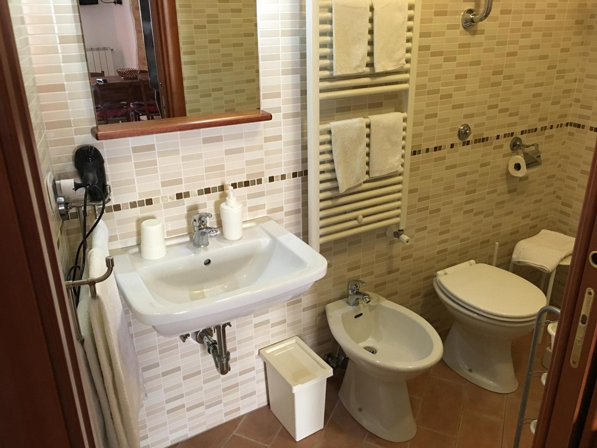 Guest House Dimora Fiorita Serracapriola Номер фото